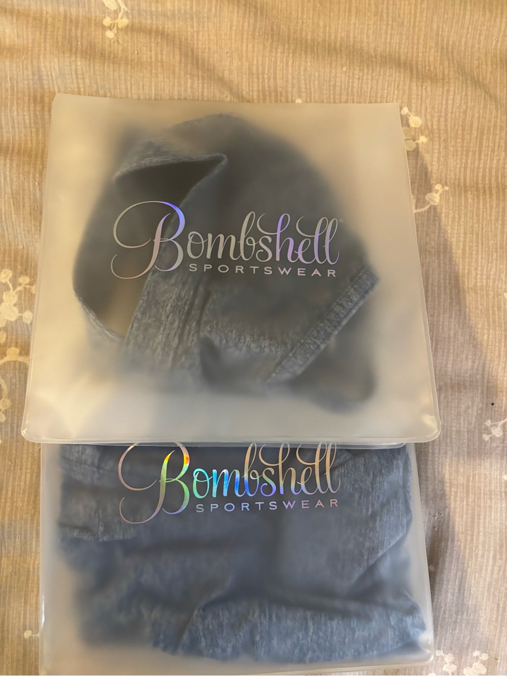 ❌❌SOLD ❌❌ Bombshell Set - Picture 7 of 7